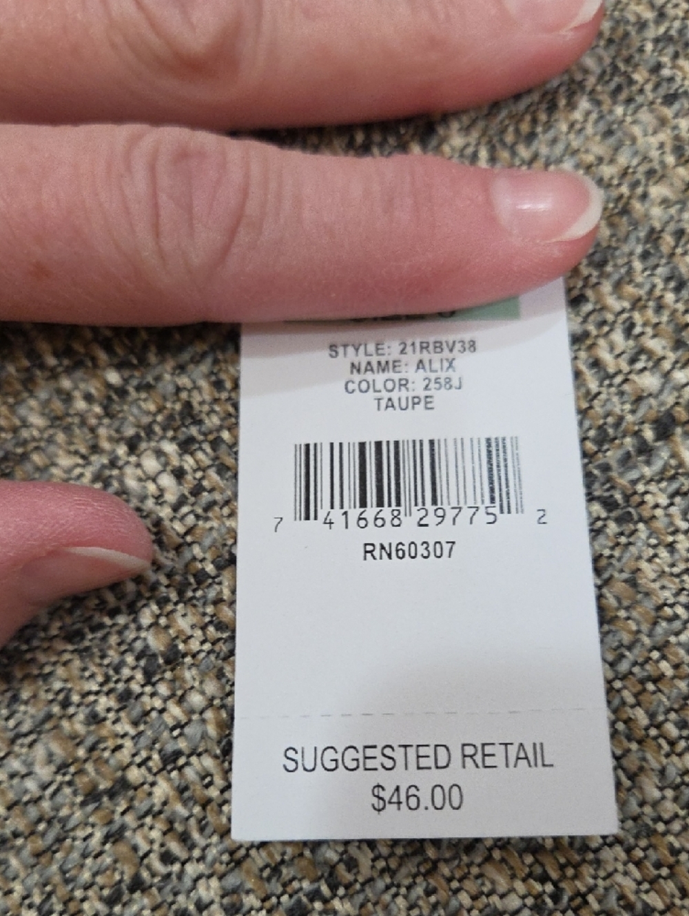 UNIONBAY Women's Tan Casual Shorts - Picture 6 of 6